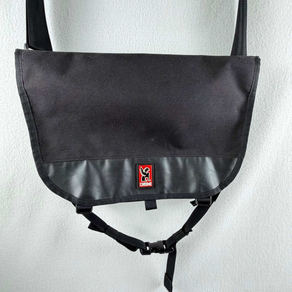 Chrome Industries Messenger Bag Black Waterproof Tarpaulin Liner Bike Bag